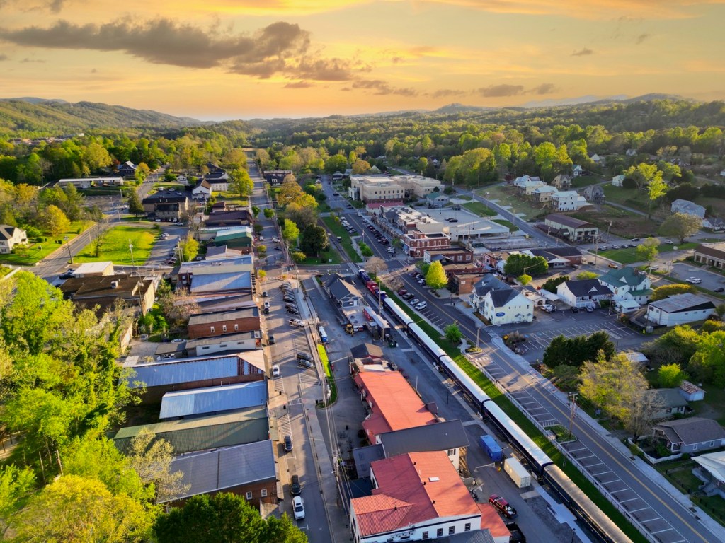 Blue Ridge, Georgia, at sunset